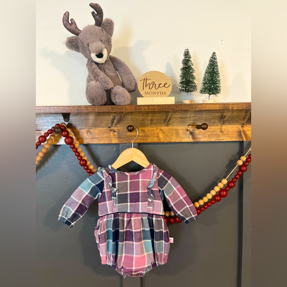 Long sleeve plaid bubble romper